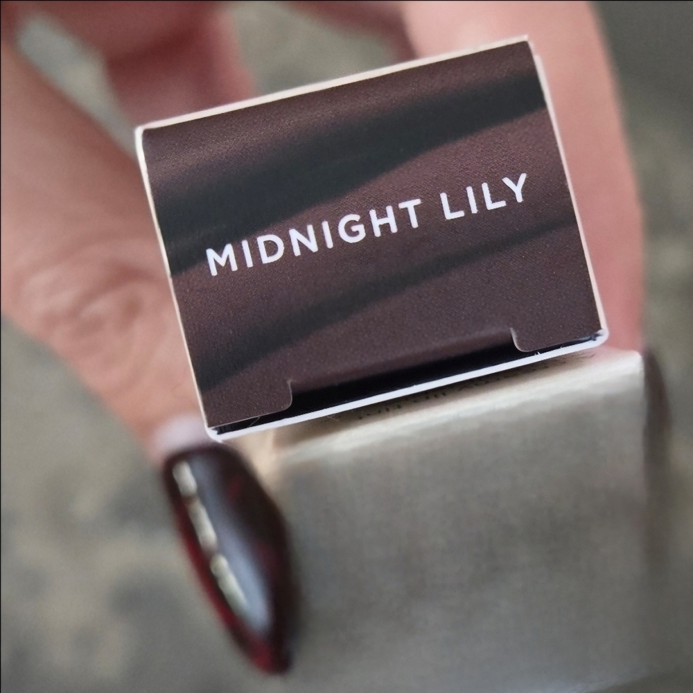 Tatcha Kissu Lip Tint- Midnight Lily, New In Box